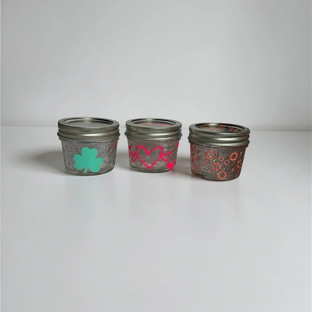 Decorative Glass Jars with Lids 3ct
